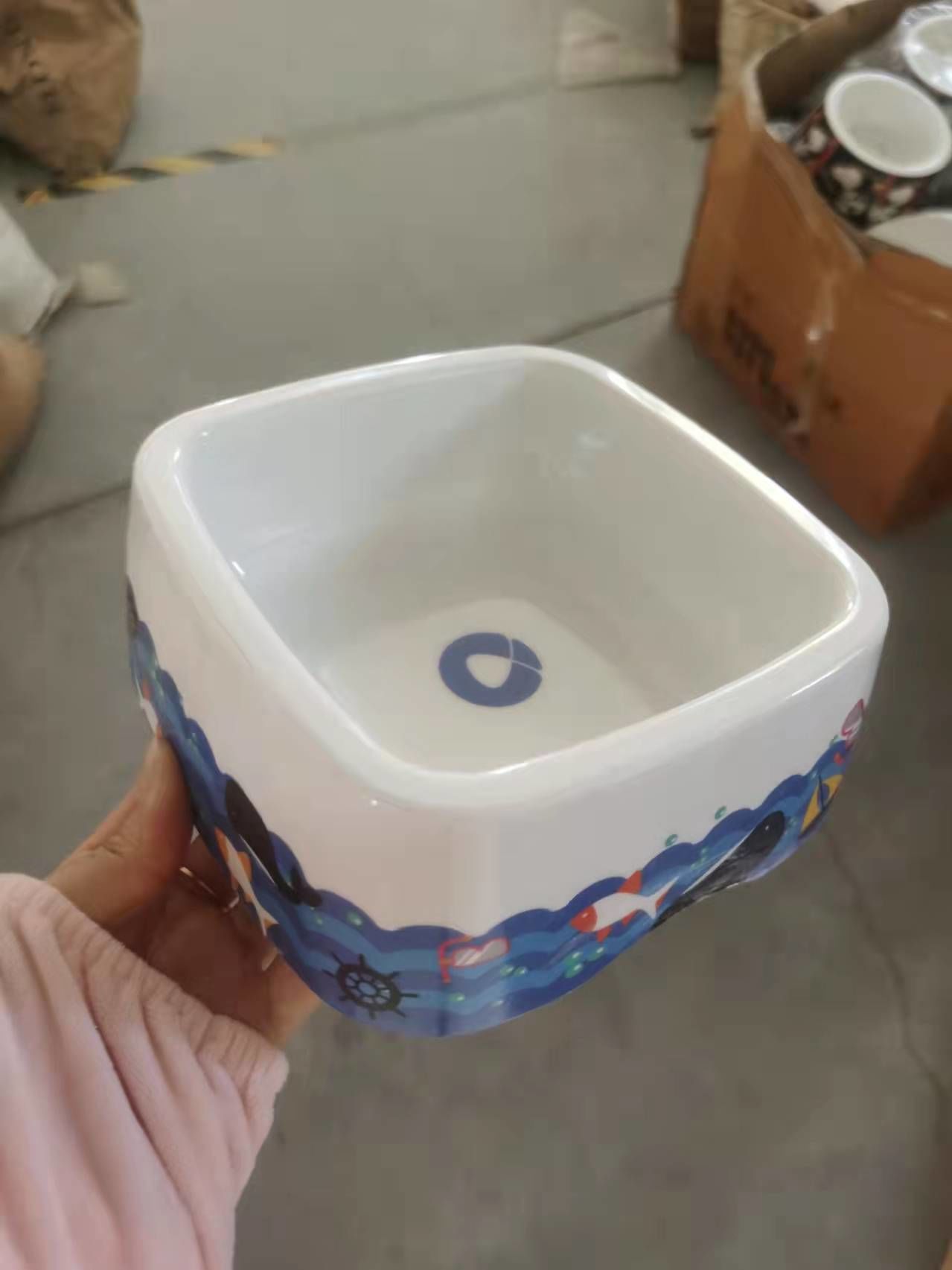 3172 Melamin mama kabı